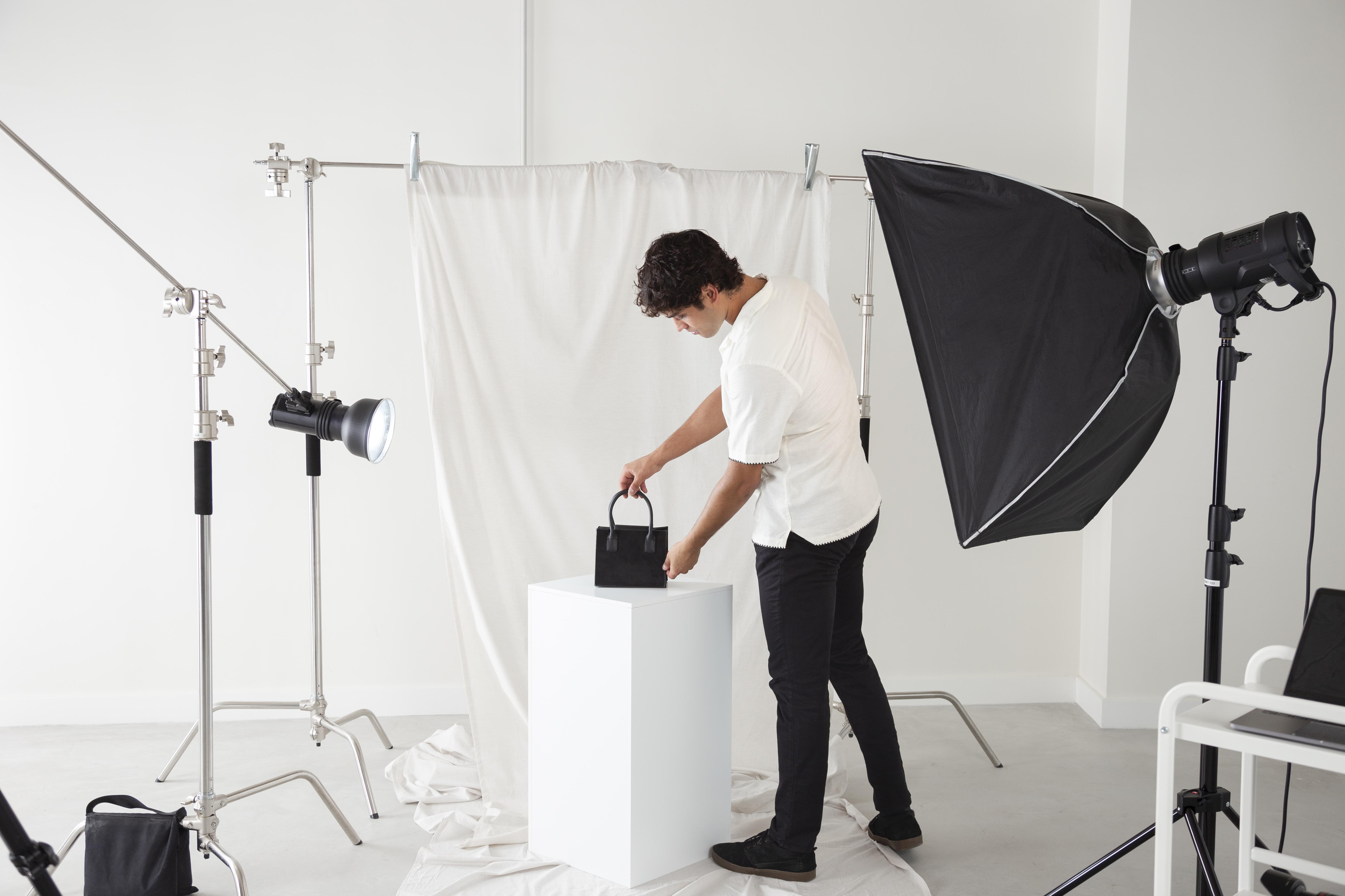 How Photo Studio Rental in Dubai Helps Build High-Quality Brand Content Image